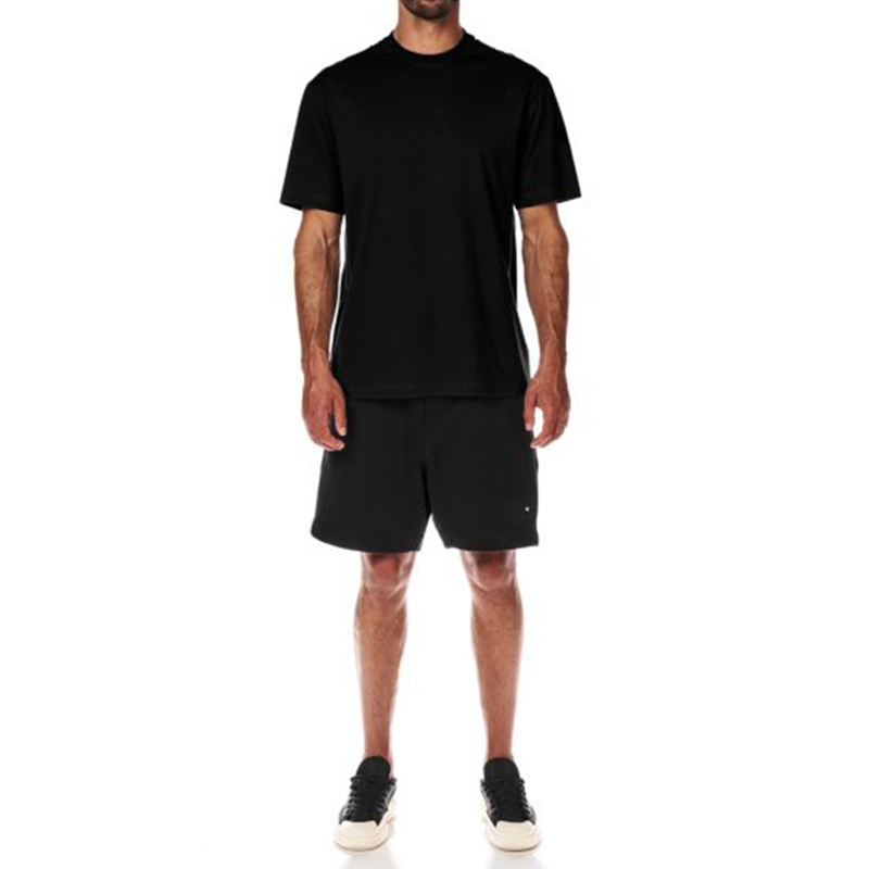 Shop Y-3 Black Solid Color Loose Fit Unisex Crewneck Short Sleeve T-Shirt. H44798