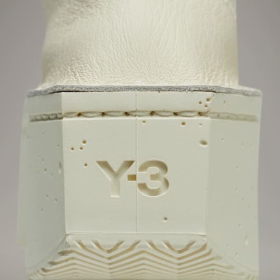 Y-3 브릭 코트 하이 스니커즈 IG4096 2