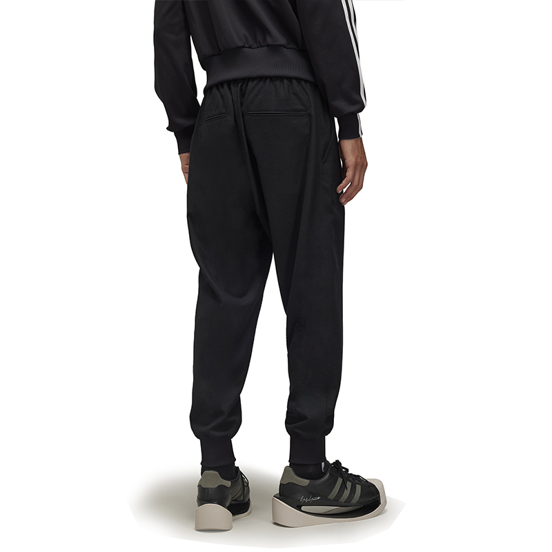 Lookbook Y-3 Celana Panjang Flanel Kasual Minimalis Pria Warna Hitam. IZ1878