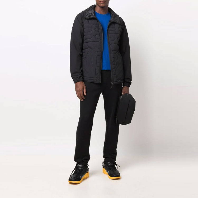 Lookbook Chaqueta con Capucha Negra Y-3 FW21 Color Sólido HB3470