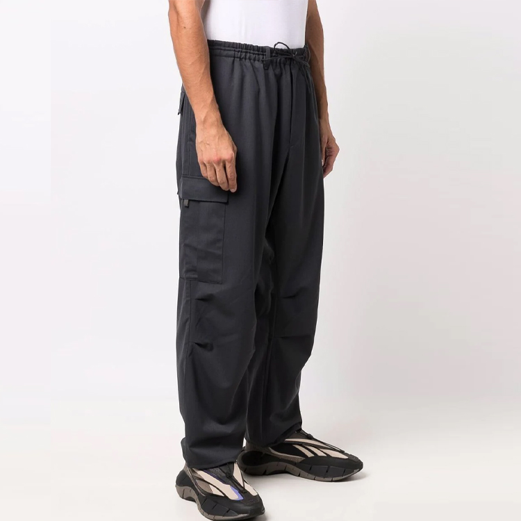 Shop Pantalones Casuales Y-3 FW21 Gris Oscuro Pierna Recta con Cordón. HB3388CARBON