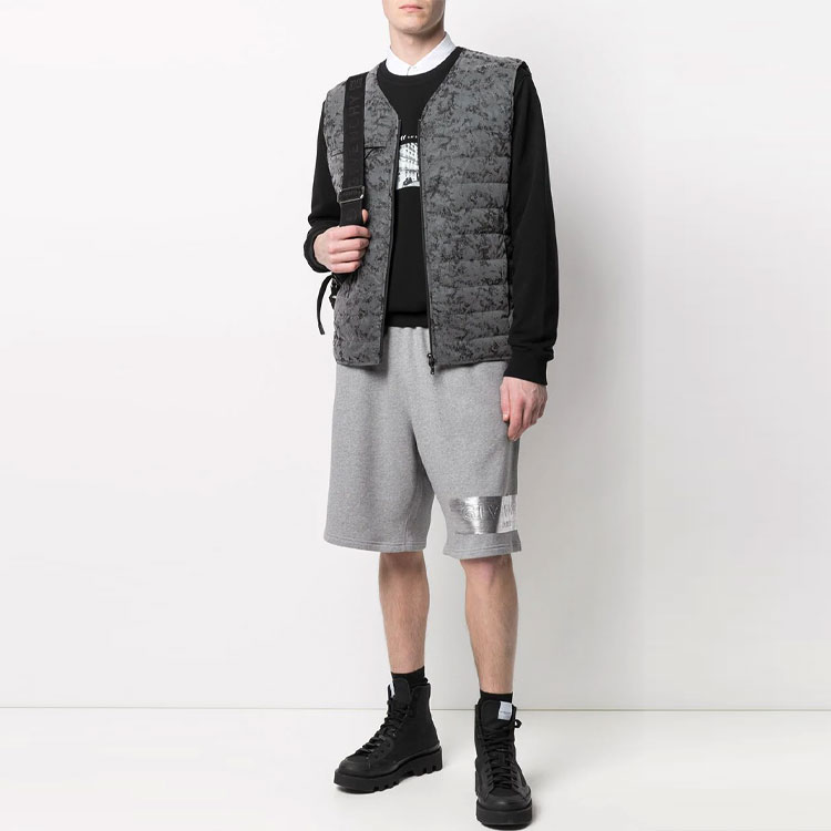 Lookbook Y-3 FW21 Logo Padded Vest Abu-Abu. GV4181