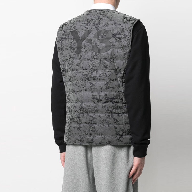 Shop Y-3 FW21 Logo Padded Vest Abu-Abu. GV4181