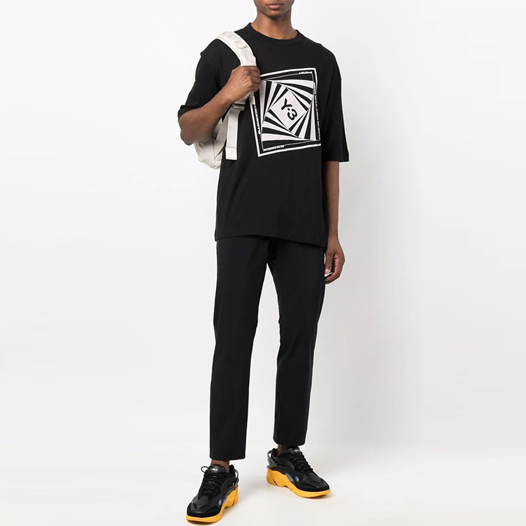 Lookbook Y-3 2021秋冬 ロゴプリント ルーズフィット クルーネック 半袖Tシャツ メンズ ブラック HB3330
