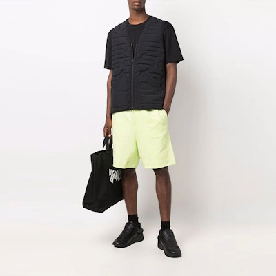 Y-3 FW21 Rompi Quilted V-Neck Hitam HB3472 Lookbook Y-3 FW21 Rompi Quilted V-Neck Hitam HB3472
