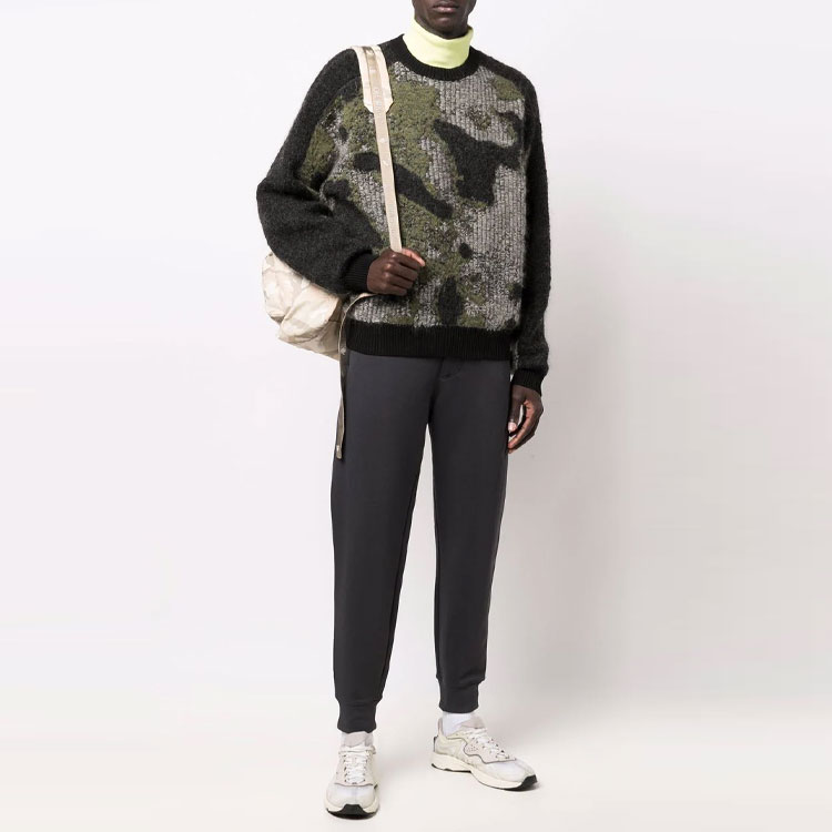 Shop Y-3 FW21 黑色纹理针织圆领套头毛衣 男女款式。 HB3331