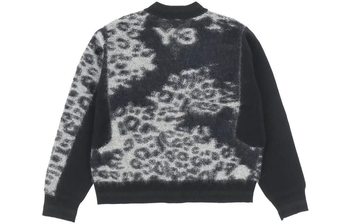 Lookbook Y-3 FW22 Sweater Hitam Corak Jacquard Leher-V Butang Depan. HN1976