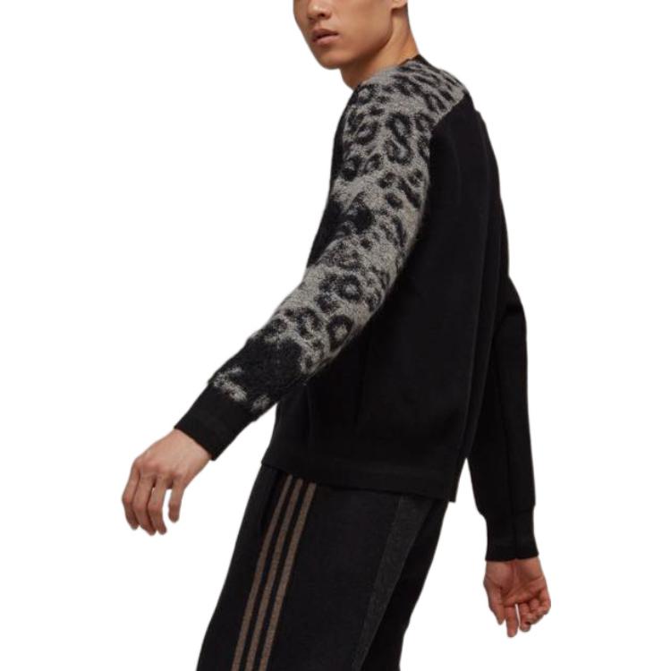 Purchase Y-3 FW22 Sweater Hitam Logo Besar Leopard Knit Crewneck Klasik. HN1977