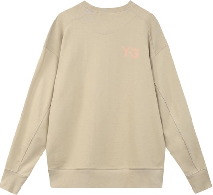 Y-3 2022秋冬款徽标印花卡其色圆领卫衣。 HT4496 Lookbook Y-3 2022秋冬款徽标印花卡其色圆领卫衣。 HT4496