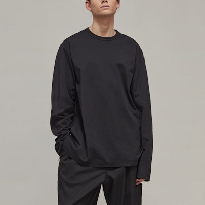 Y-3 FW22 Oversized Black Crewneck Long Sleeve Unisex T-Shirt H44794 Shop Y-3 FW22 Oversized Black Crewneck Long Sleeve Unisex T-Shirt H44794