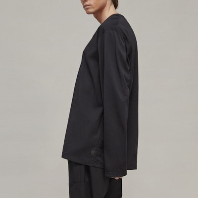 Y-3 FW22 Oversized Black Crewneck Long Sleeve Unisex T-Shirt H44794 Details for Y-3 FW22 Oversized Black Crewneck Long Sleeve Unisex T-Shirt H44794