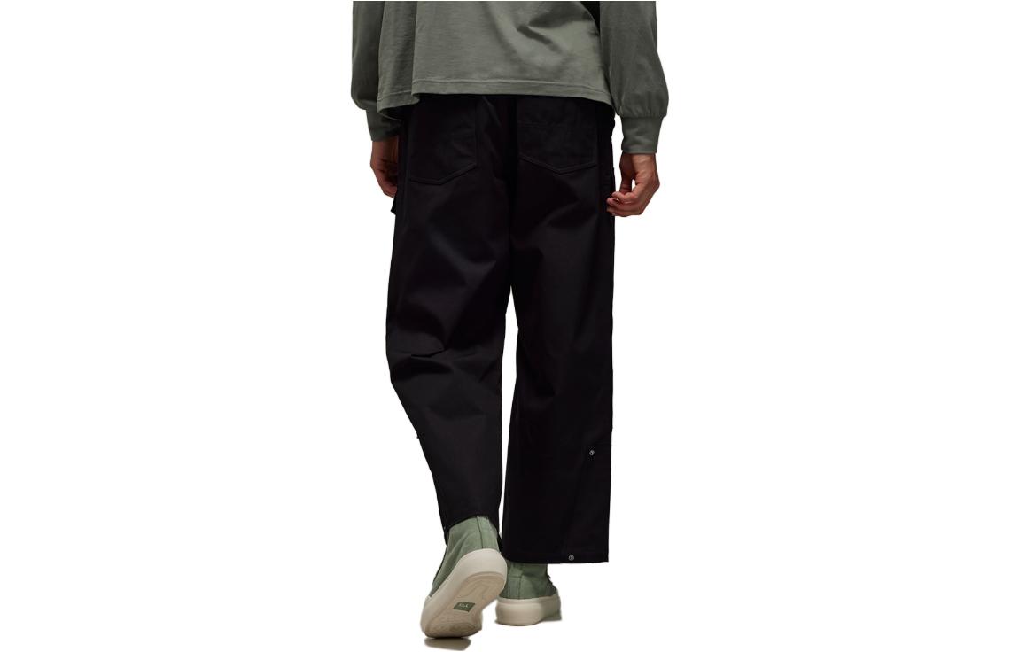 Lookbook Y-3 FW23 유니섹스 블랙 루즈핏 캐주얼 워크 팬츠. IP7949