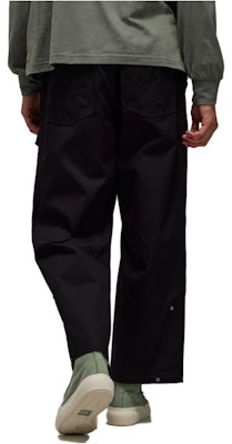 Y-3 FW23 유니섹스 블랙 루즈핏 캐주얼 워크 팬츠. IP7949 Lookbook Y-3 FW23 유니섹스 블랙 루즈핏 캐주얼 워크 팬츠. IP7949