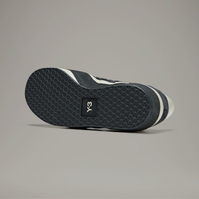 Sepatu Y-3 Gazelle Sneakers JH8925 Lookbook Sepatu Y-3 Gazelle Sneakers JH8925