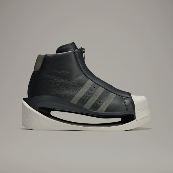 y-3-gendo-pro-model-sneaker-if-2023