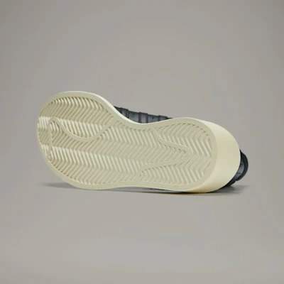 Y-3 ゲンドウ プロ モデル スニーカー IG4109 Lookbook Y-3 ゲンドウ プロ モデル スニーカー IG4109