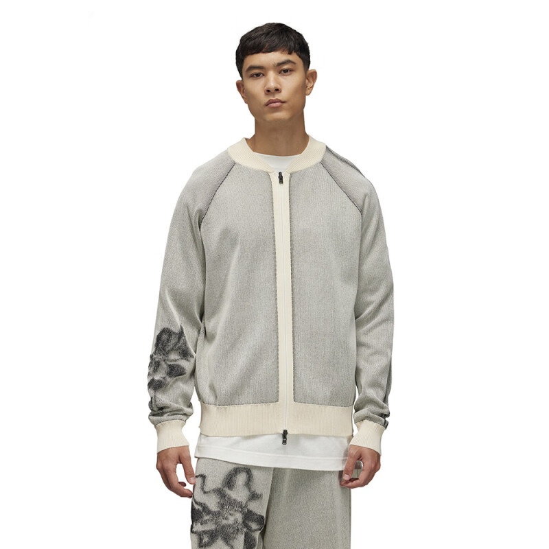 Shop Y-3 GFX Knit Cardigan Beige Jaket Sweater Kasual Unisex Cetakan. 50-IV5526