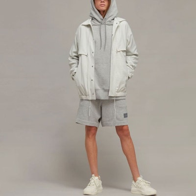 Y-3 Grey Straight-Cut Casual Shorts with Logo Patch IB4792 Lookbook Y-3 Grey Straight-Cut Casual Shorts with Logo Patch IB4792