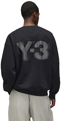 Y-3 黑色數位印花設計寬鬆版型男女款長袖T恤。 51-JE9276 Lookbook Y-3 黑色數位印花設計寬鬆版型男女款長袖T恤。 51-JE9276