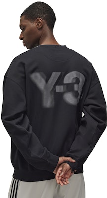 Y-3 黑色數位印花設計寬鬆版型男女款長袖T恤。 51-JE9276 Purchase Y-3 黑色數位印花設計寬鬆版型男女款長袖T恤。 51-JE9276