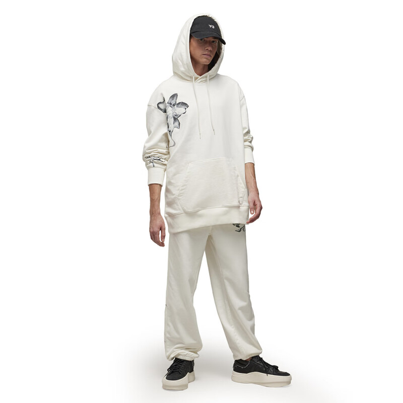 Lookbook Y-3 미니멀 잉크 프린트 풀오버 스웻셔츠 화이트 IV7736