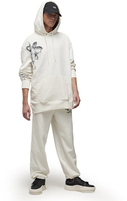 Y-3 미니멀 잉크 프린트 풀오버 스웻셔츠 화이트 IV7736 Lookbook Y-3 미니멀 잉크 프린트 풀오버 스웻셔츠 화이트 IV7736