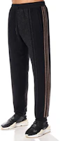 Shop Pantalones de chándal tejidos minimalistas Y-3 para hombre. HN1967