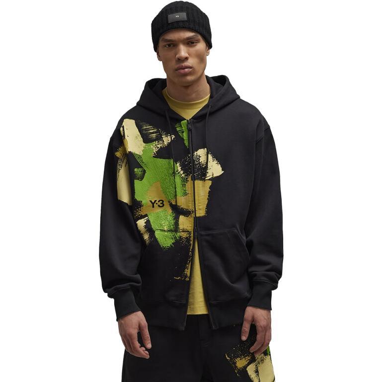 Lookbook Y-3 Hoodie Oversized Hitam dengan Motif Graffiti Brushstroke IP5580