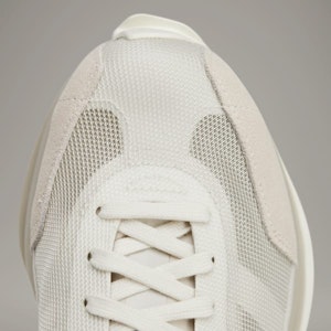 Sneaker Lari Y-3 S-Gendo oleh Adidas JQ2464 1