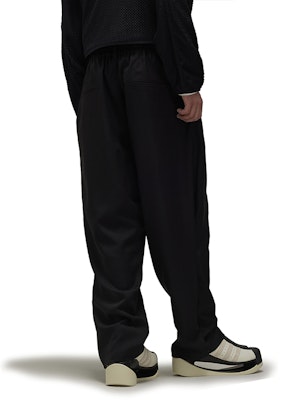 Celana Panjang Y-3 SP UNIF 3S Loose Fit Unisex Hitam Kasual. JD9791 Lookbook Celana Panjang Y-3 SP UNIF 3S Loose Fit Unisex Hitam Kasual. JD9791