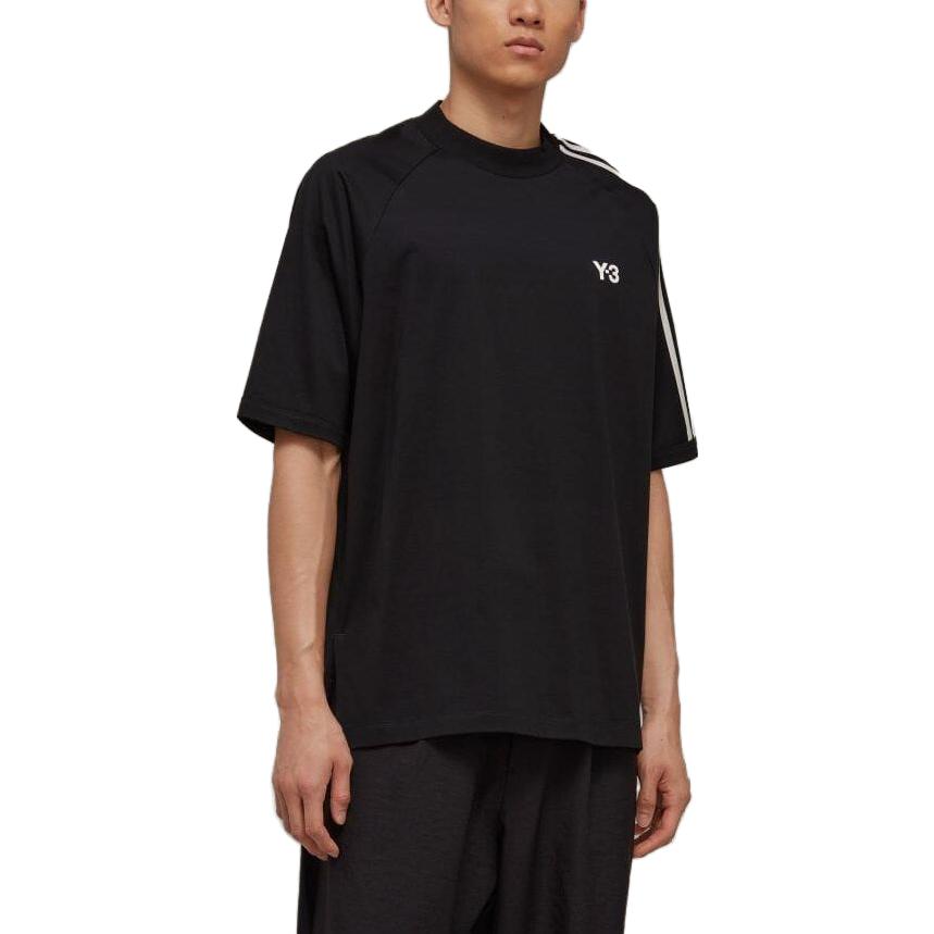 Lookbook Camiseta Negra Unisex con Rayas y Logo de Y-3 SS23. H63065