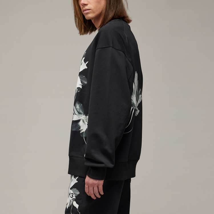 Purchase Y-3 SS24 GFX Graphic Crewneck Sweatshirt Unisex Hitam Lengan Panjang. IN4337