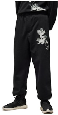 Y-3 SS24 GFX Graphic Jogger Celana Unisex Hitam Santai. IN4339 Buy Y-3 SS24 GFX Graphic Jogger Celana Unisex Hitam Santai. IN4339