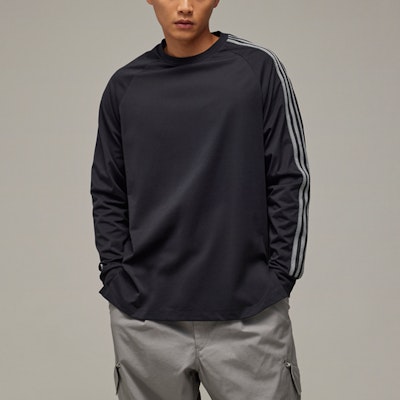 Y-3 SS24 Camiseta Unisex Manga Larga Oversized Negra. IR6268 Shop Y-3 SS24 Camiseta Unisex Manga Larga Oversized Negra. IR6268