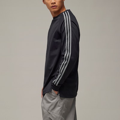 Y-3 SS24 Camiseta Unisex Manga Larga Oversized Negra. IR6268 Details for Y-3 SS24 Camiseta Unisex Manga Larga Oversized Negra. IR6268