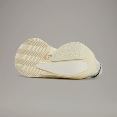 Y-3 Subaya Sneaker JQ4953 Lookbook Y-3 Subaya Sneaker JQ4953