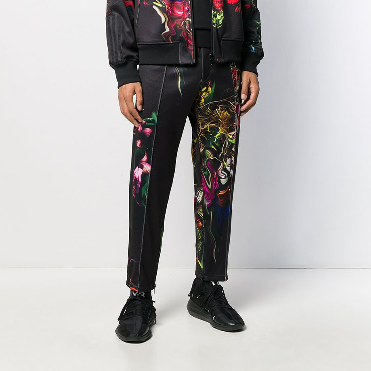 Lookbook Y-3 TOKETA AOP 크롭 트랙 팬츠 블랙 FJ0395