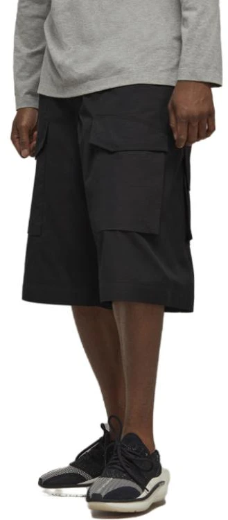 y-3-unisex-loose-fit-black-solid-color-shorts-h63075