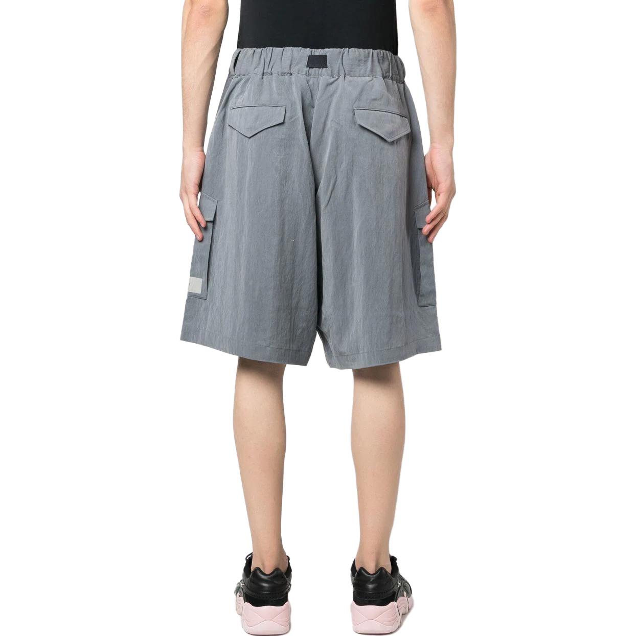 Shop Y-3 ユニセックス ルーズフィット ウエストショーツ グレー HZ8858