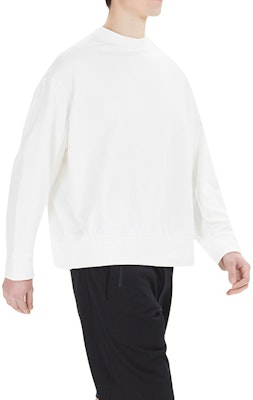 Y-3 白色圆领卫衣,背面标志性Logo设计 DY7158 Details for Y-3 白色圆领卫衣,背面标志性Logo设计 DY7158