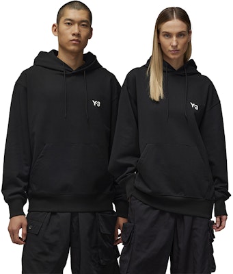 Sudadera Colaboración Y-3 x Real Madrid Unisex Negra Manga Larga Pullover. IT3720 Lookbook Sudadera Colaboración Y-3 x Real Madrid Unisex Negra Manga Larga Pullover. IT3720