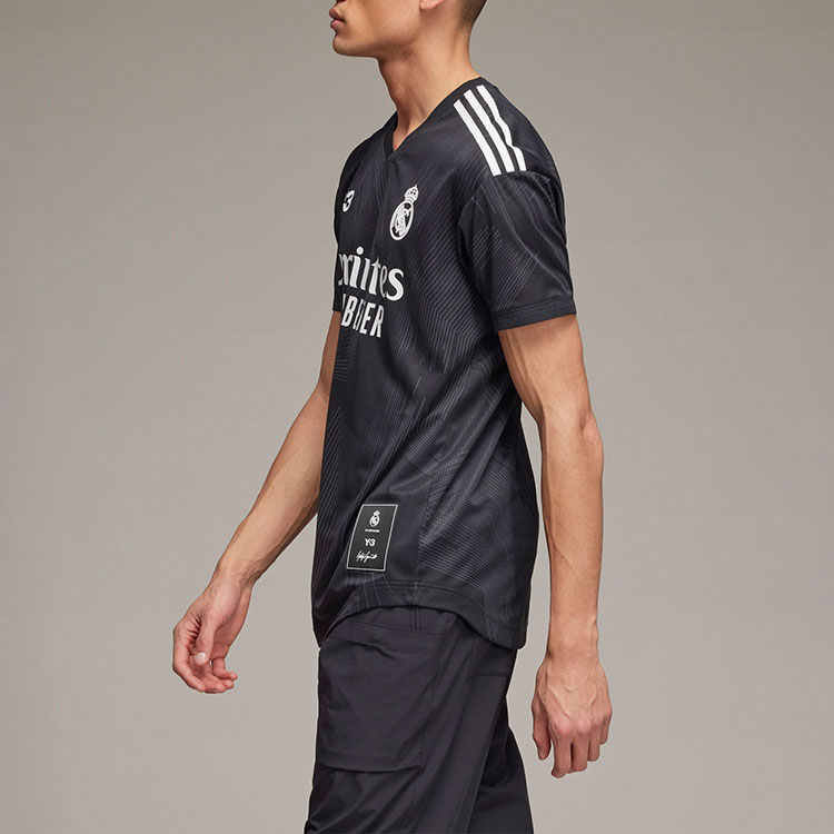 Sizing Y-3 x レアル・マドリード SS22 ロゴプリントTシャツ ブラック コラボティーシャツ HI3983