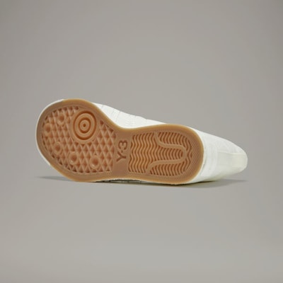 Y-3 Yohji Court Ten Kasut Tinggi Sneaker IF2042 Lookbook Y-3 Yohji Court Ten Kasut Tinggi Sneaker IF2042