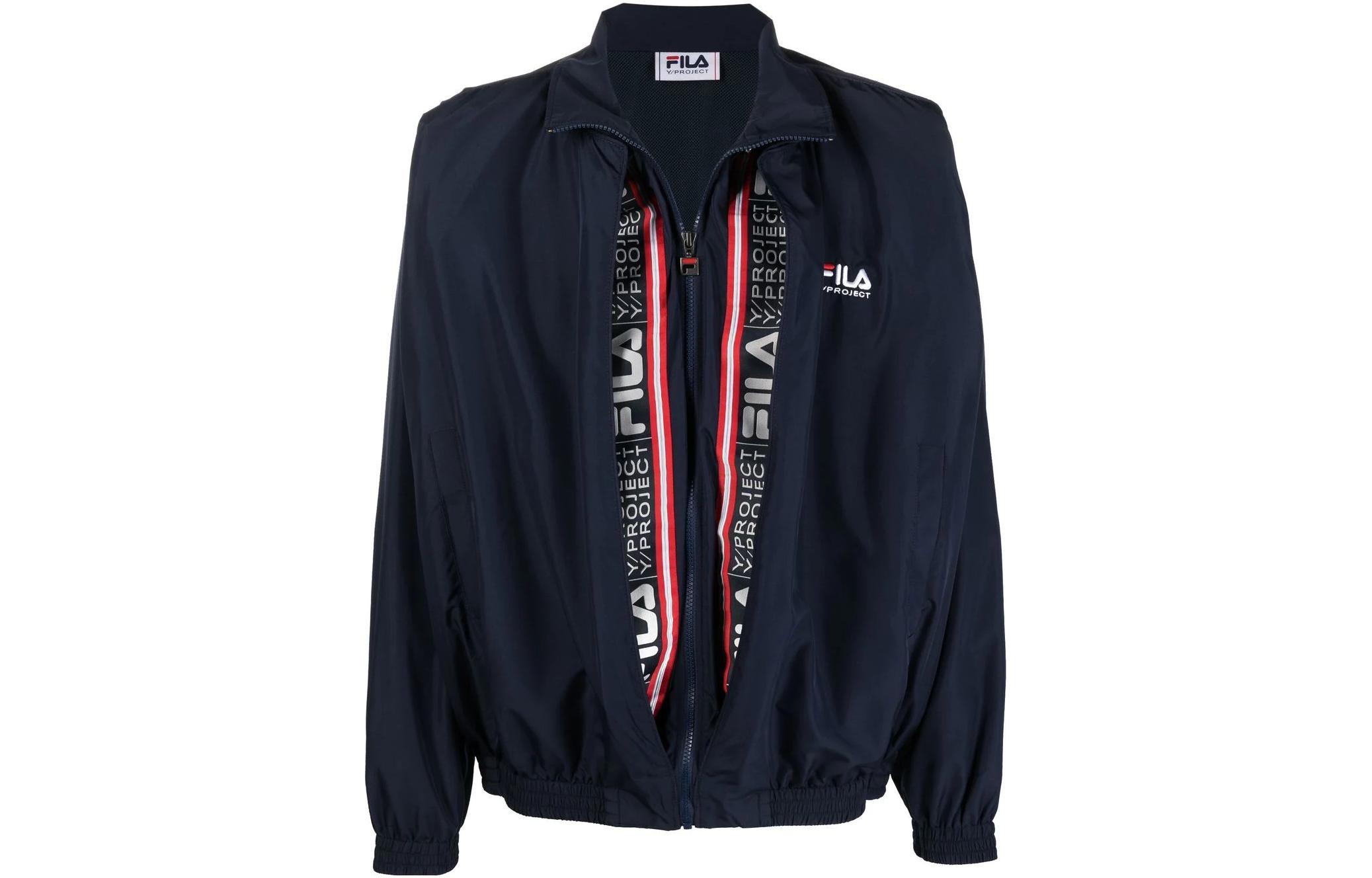 Order Y/Project SS22 Jaket Berzip Unisex Biru dengan Logo Patch dan Reka Berlapis. YPFIJACK1S22F376NAVY