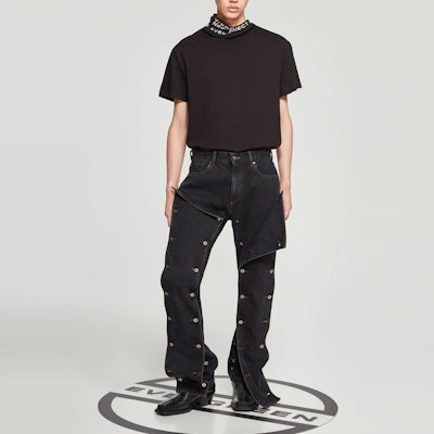 Y/Project SS23 Jeans Hitam Straight-Leg dengan Butang Tampal. JEAN32-S24-BLAC Lookbook Y/Project SS23 Jeans Hitam Straight-Leg dengan Butang Tampal. JEAN32-S24-BLAC