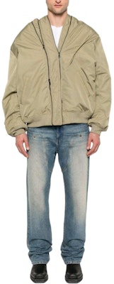 Y/Project YProject SS24 Jaket Bomber Asimetris Unisex Beige Gelap 203JA002-GREEN Lookbook Y/Project YProject SS24 Jaket Bomber Asimetris Unisex Beige Gelap 203JA002-GREEN