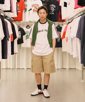 YALE Appliqué Taping Raglan Short Sleeve T-Shirt White YEM8SS311BWH Lookbook YALE Appliqué Taping Raglan Short Sleeve T-Shirt White YEM8SS311BWH