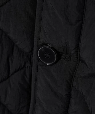 YALE Jaket Quilted Hangat Hitam YES1JK399ABK / YFW1QJ301SBK Purchase YALE Jaket Quilted Hangat Hitam YES1JK399ABK / YFW1QJ301SBK