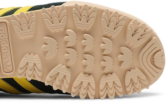 Yara Shahidi x adidas Boston Super Marathon 'Forest Night Yellow' GW3237 Purchase Yara Shahidi x adidas Boston Super Marathon 'Forest Night Yellow' GW3237