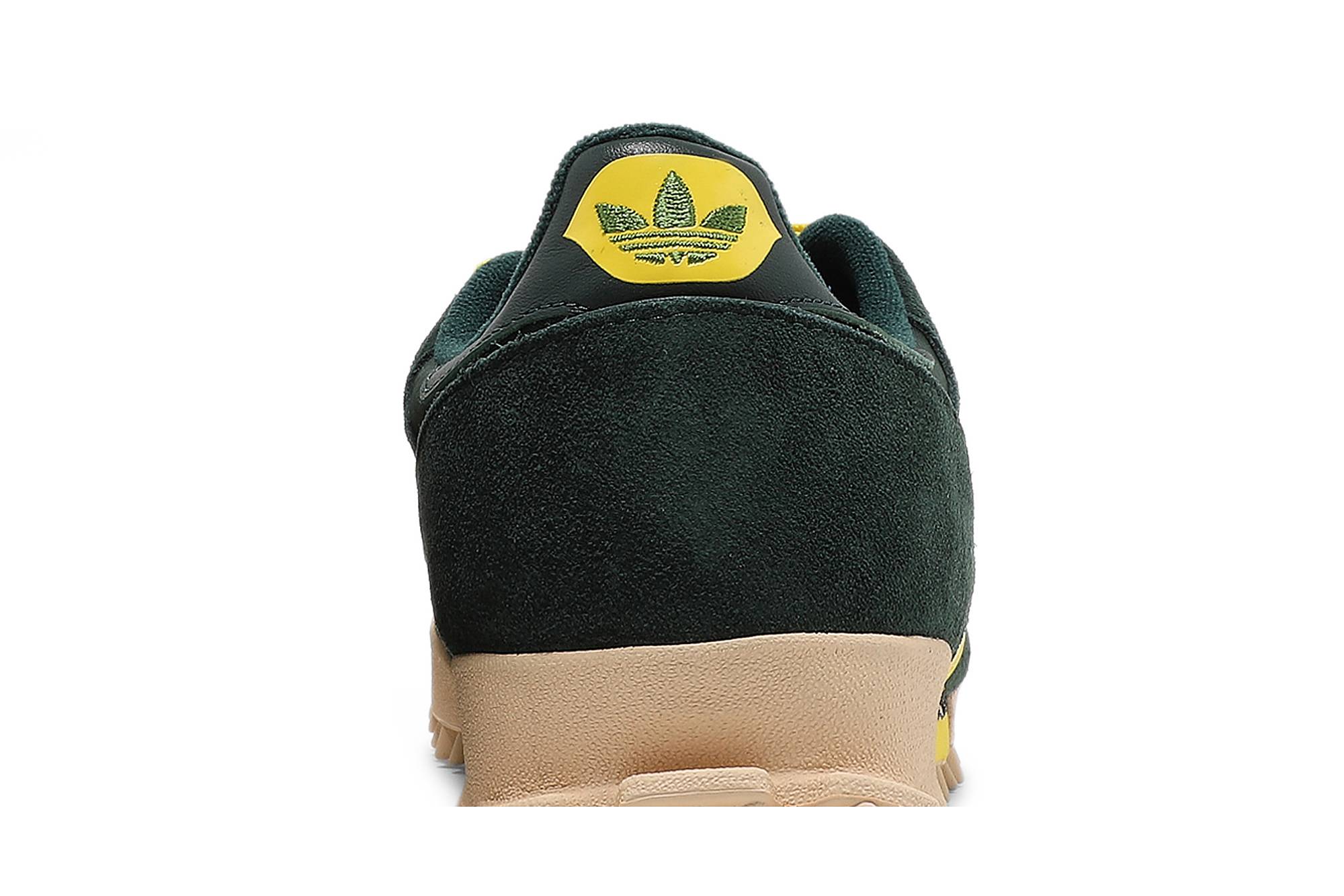 Sizing Yara Shahidi x adidas Boston Super Marathon 'Forest Night Yellow' dalam Melayu GW3237